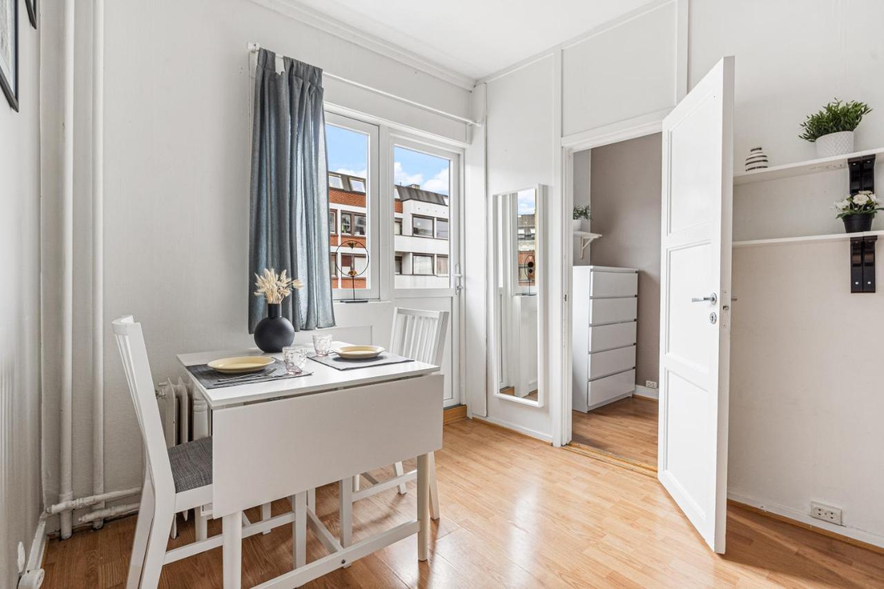 Small And Cheap - 6 Ppl - Super Central - Balcony Oslo Luaran gambar