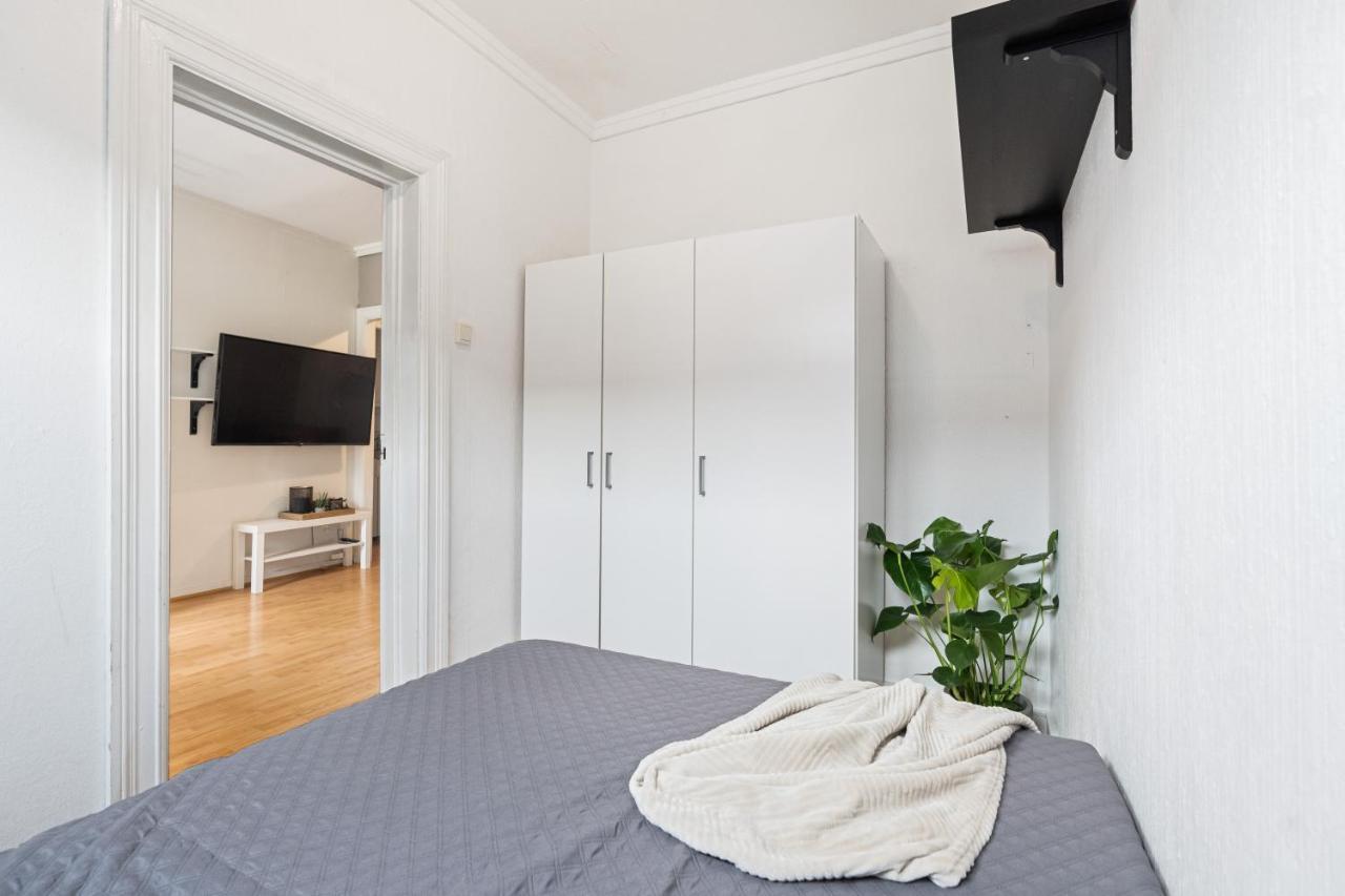 Small And Cheap - 6 Ppl - Super Central - Balcony Oslo Luaran gambar